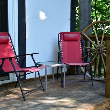 Quiet And Comfy 3Bed/2Bath - Chalet With Hot Tub. Cedar Eksteriør bilde
