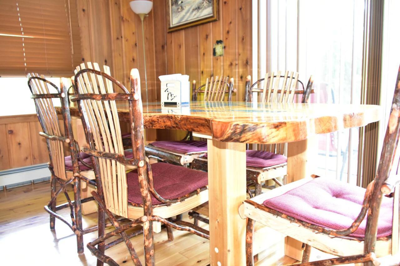 Quiet And Comfy 3Bed/2Bath - Chalet With Hot Tub. Cedar Eksteriør bilde