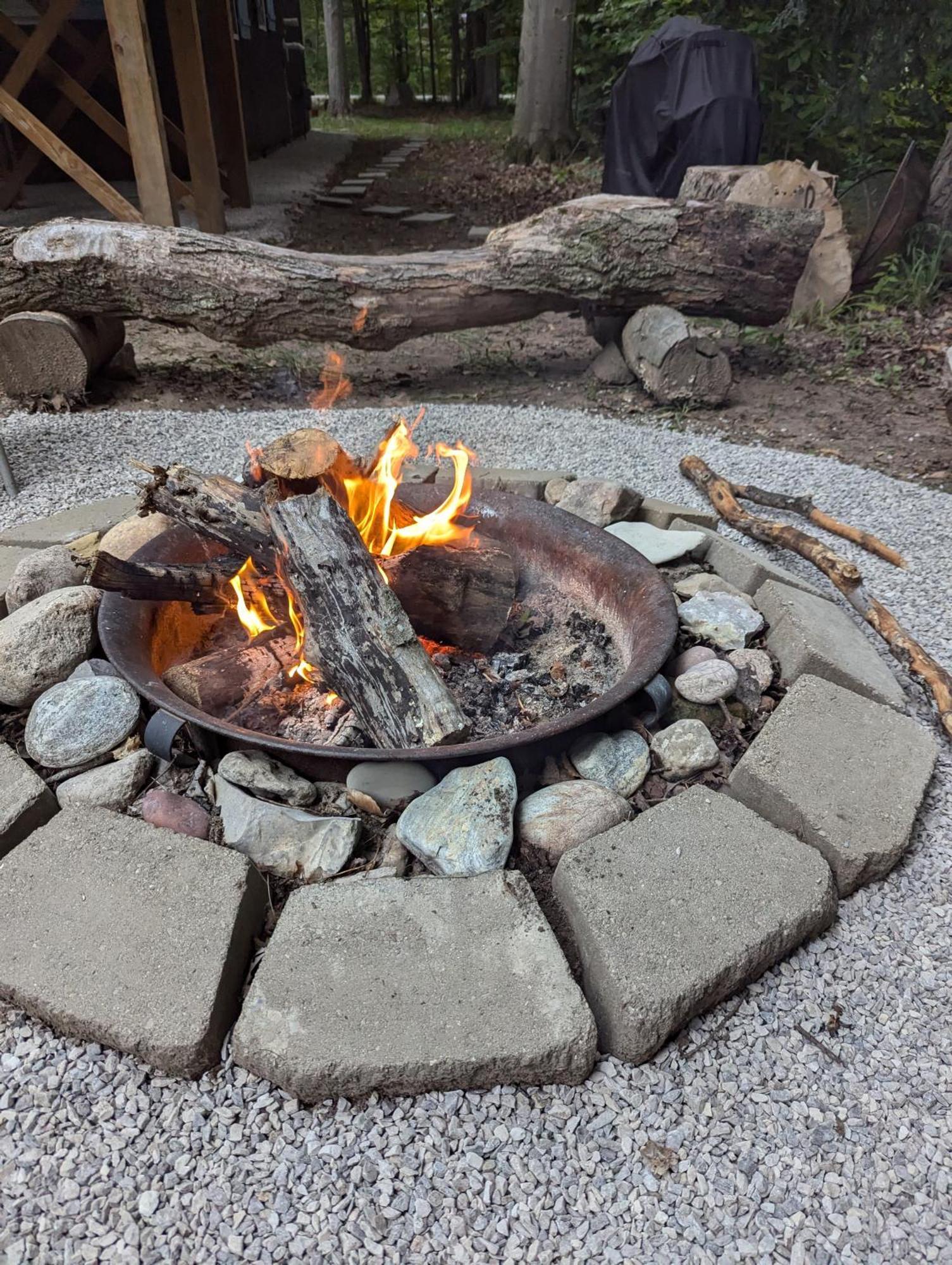 Quiet And Comfy 3Bed/2Bath - Chalet With Hot Tub. Cedar Eksteriør bilde